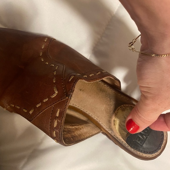 Vintage Frye Mules - Picture 4 of 4